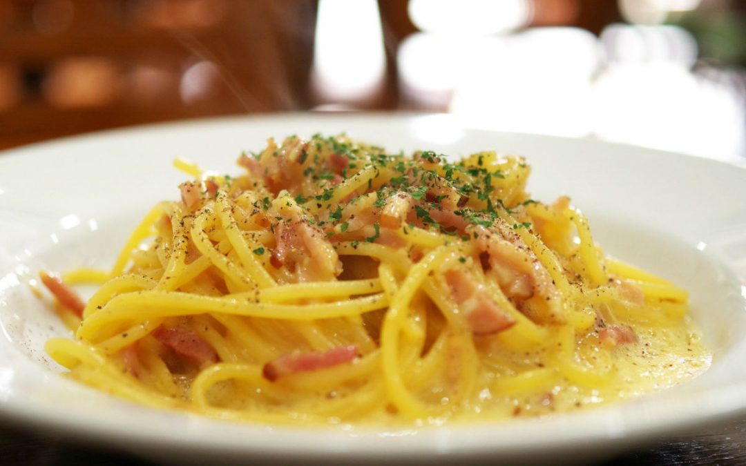 Découvrez enfin la vraie recette des pâtes carbonara !